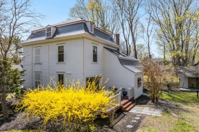 Beach Home For Sale in Sandwich, Massachusetts