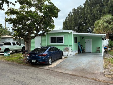 Beach Home For Sale in Deerfield Beach, Florida