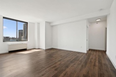 Beach Home For Sale in Long Island City, New York