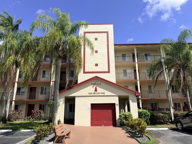Beach Condo For Sale in Pembroke Pines, Florida