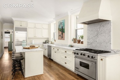 Beach Apartment For Sale in New York, New York