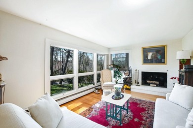 Beach Home For Sale in Teaticket, Massachusetts