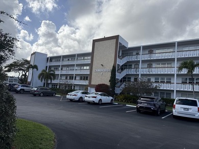 Beach Condo For Sale in Deerfield Beach, Florida