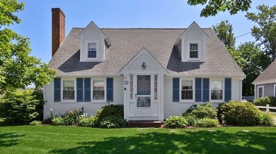 Beach Home For Sale in West Dennis, Massachusetts