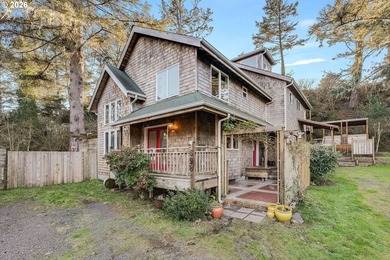 Beach Condo For Sale in Cannon Beach, Oregon