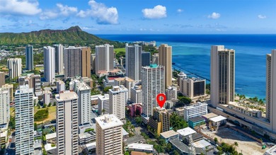 Beach Condo For Sale in Honolulu, Hawaii