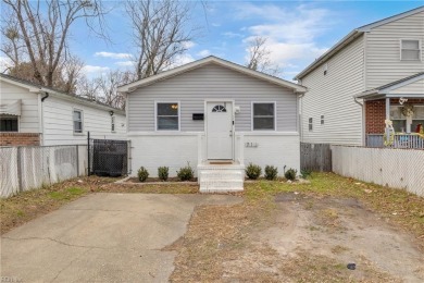 Beach Home For Sale in Hampton, Virginia