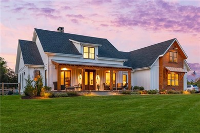 Beach Home For Sale in Portsmouth, Rhode Island