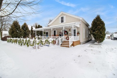 Beach Home For Sale in Ludington, Michigan