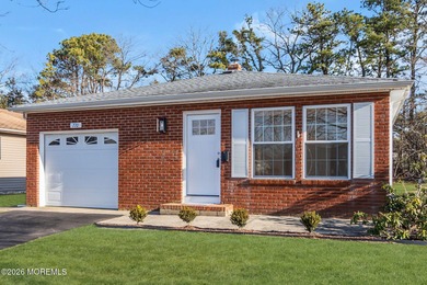 Beach Home For Sale in Toms River, New Jersey