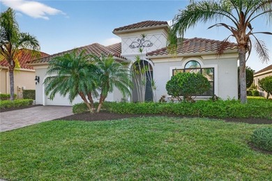 Beach Home For Sale in Fort Myers, Florida