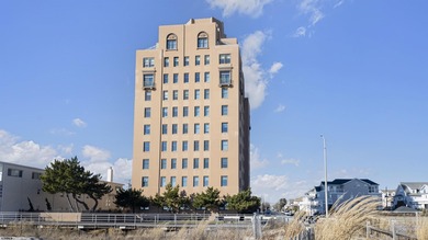 Beach Condo For Sale in Ventnor, New Jersey