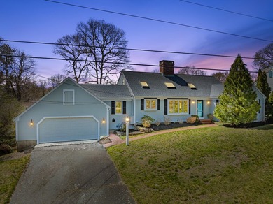 Beach Home For Sale in Hyannis, Massachusetts