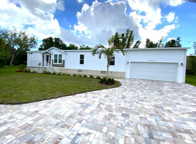 Beach Home For Sale in Sarasota, Florida