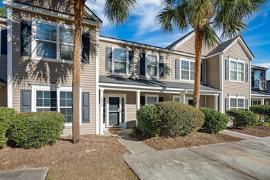 Beach Townhome/Townhouse Active Under Contract in Charleston, South Carolina