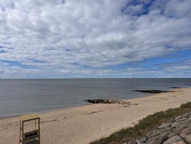 Beach Condo For Sale in Dennis Port, Massachusetts