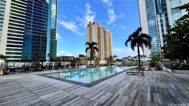 Beach Condo For Sale in Honolulu, Hawaii