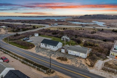 Beach Condo For Sale in Truro, Massachusetts