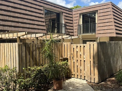 Beach Townhome/Townhouse For Sale in Palm Beach Gardens, Florida