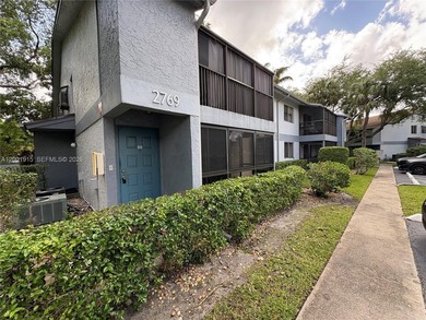 Beach Condo For Sale in Oakland Park, Florida