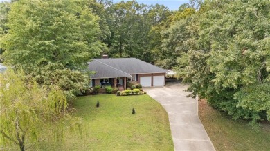 Beach Home For Sale in Suffolk, Virginia