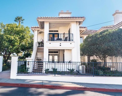 Beach Condo For Sale in Oceanside, California