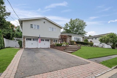 Beach Home For Sale in Massapequa, New York