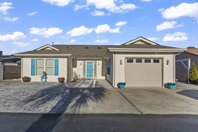 Beach Home For Sale in North Myrtle Beach, South Carolina