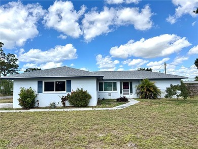 Beach Home For Sale in Venice, Florida