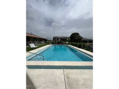 Beach Condo For Sale in Cape Coral, Florida