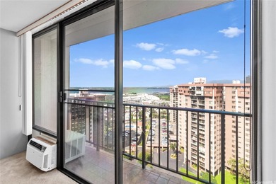 Beach Condo For Sale in Aiea, Hawaii