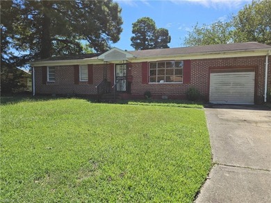 Beach Home For Sale in Portsmouth, Virginia