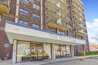 Beach Home For Sale in Staten Island, New York