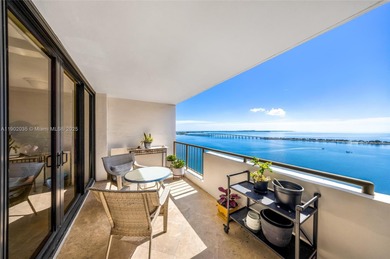 Beach Condo For Sale in Miami, Florida