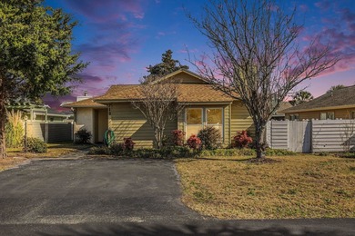 Beach Home For Sale in North Myrtle Beach, South Carolina