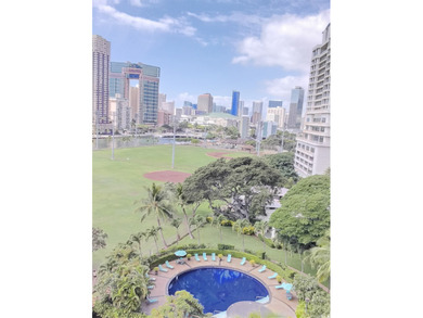 Beach Condo For Sale in Honolulu, Hawaii