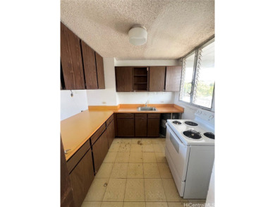 Beach Condo For Sale in Aiea, Hawaii