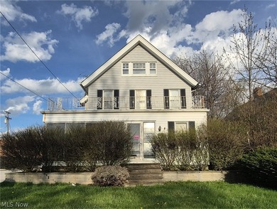 Beach Home Active Under Contract in Lakewood, Ohio