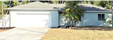 Beach Home For Sale in Fort Myers, Florida