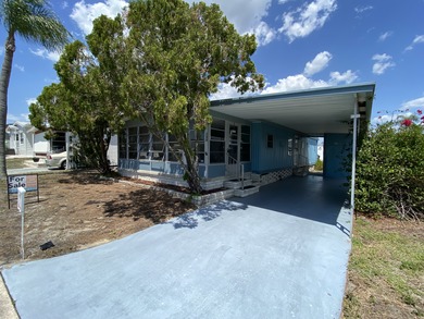 Beach Home For Sale in Tarpon Springs, Florida