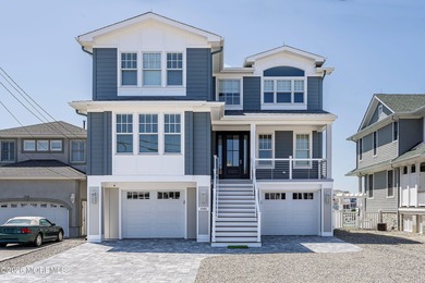Beach Home For Sale in Lavallette, New Jersey