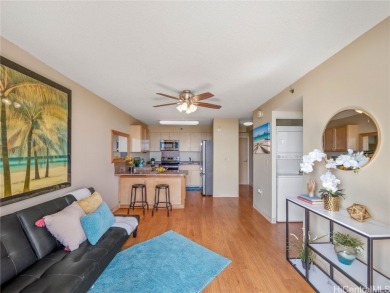 Beach Condo For Sale in Waipahu, Hawaii