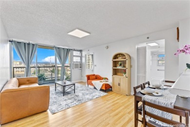 Beach Condo For Sale in Honolulu, Hawaii