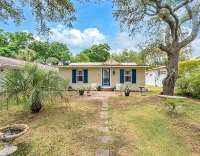 Beach Home For Sale in Fort Walton Beach, Florida