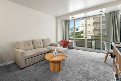 Beach Condo For Sale in Honolulu, Hawaii