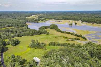 Beach Home For Sale in Woolwich, Maine