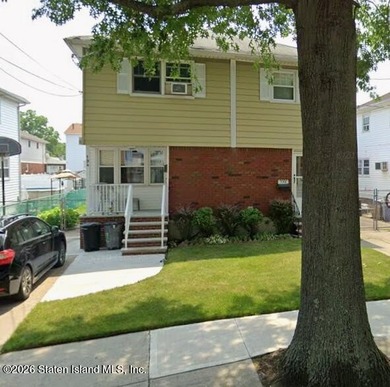 Beach Home For Sale in Staten Island, New York