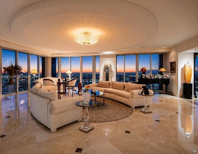 Beach Condo For Sale in Aventura, Florida