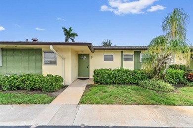 Beach Condo For Sale in West Palm Beach, Florida