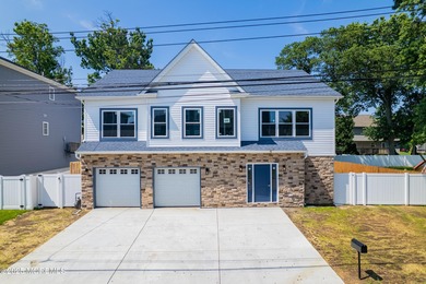 Beach Home For Sale in Union Beach, New Jersey